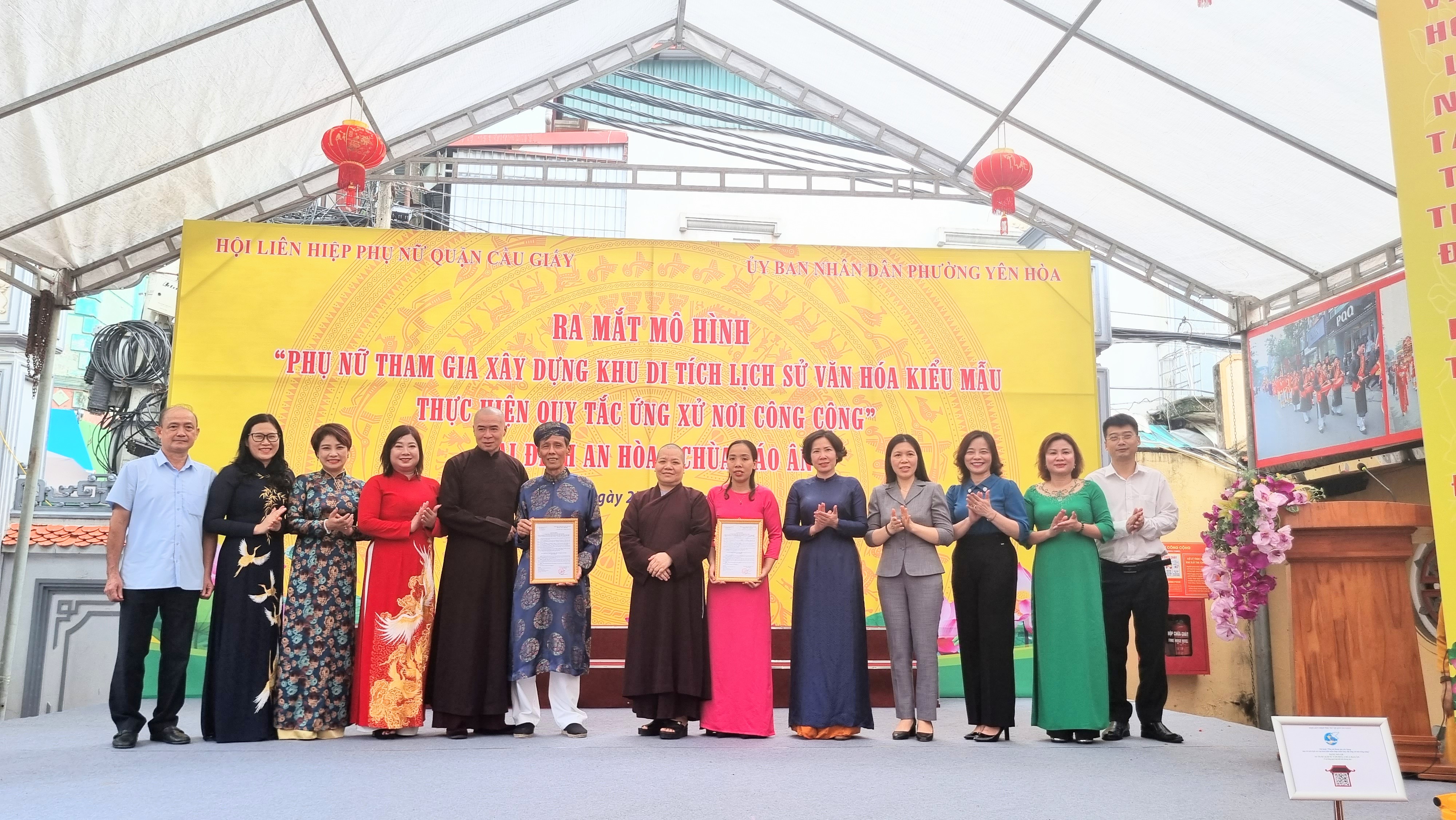 Xây dựng người Hà Nội thanh lịch văn minh - Động lực phát triển Thủ đô - ảnh 4